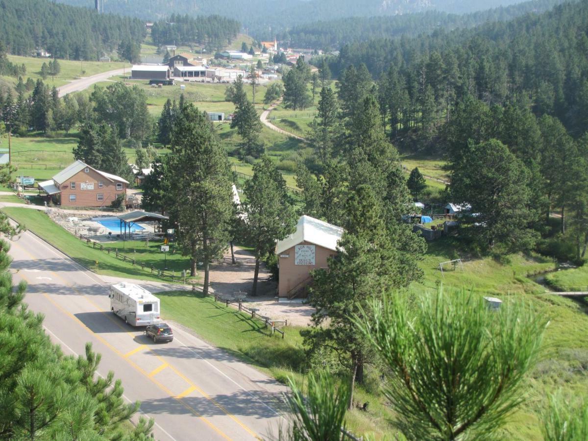 היל סיטי Black Hills Cabins At Quail'S Crossing מראה חיצוני תמונה