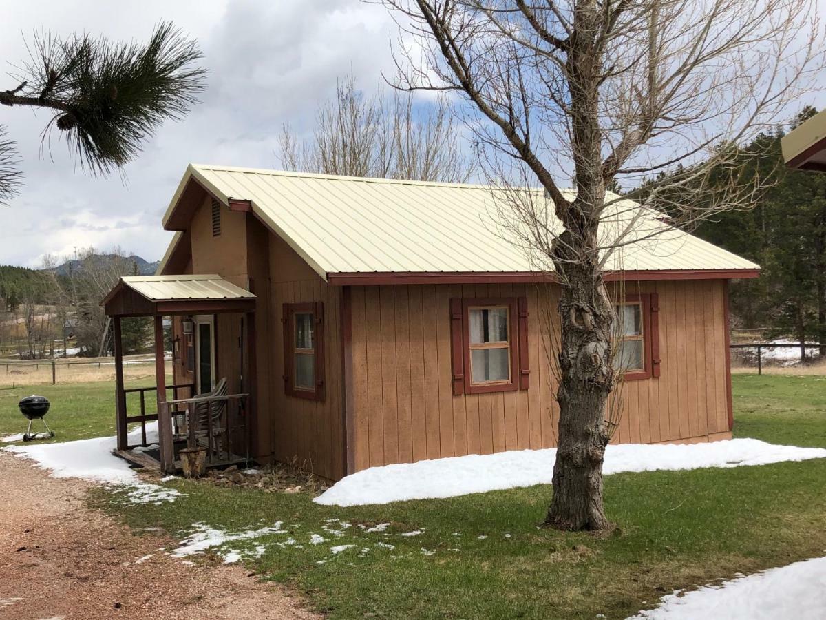 היל סיטי Black Hills Cabins At Quail'S Crossing מראה חיצוני תמונה